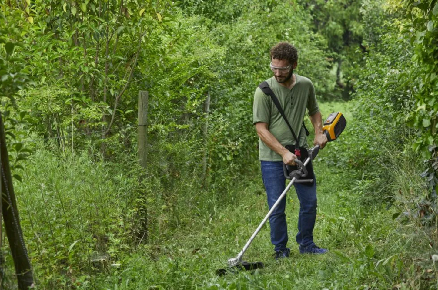 DESBROZADORA BATERÍA SBC 500 AE