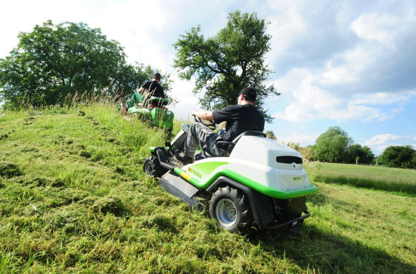 TRACTOR DESBROZADOR ATTILA SDK