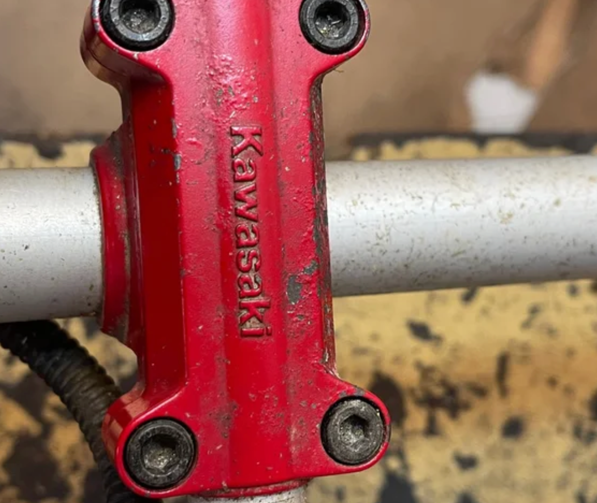 DESBROZADORA KAWASAKI TH43